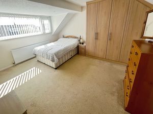 Bed 1- click for photo gallery